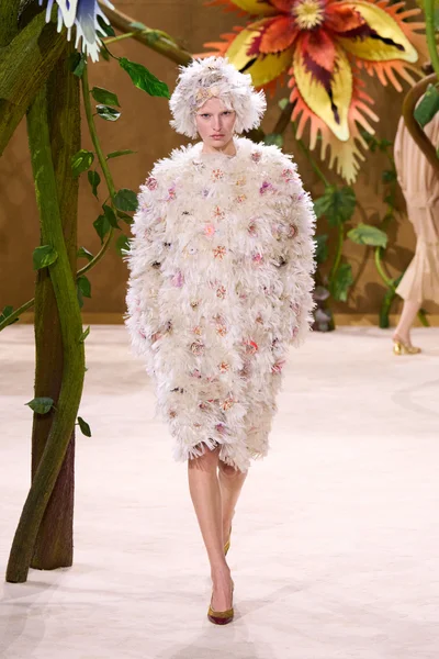 Look 34